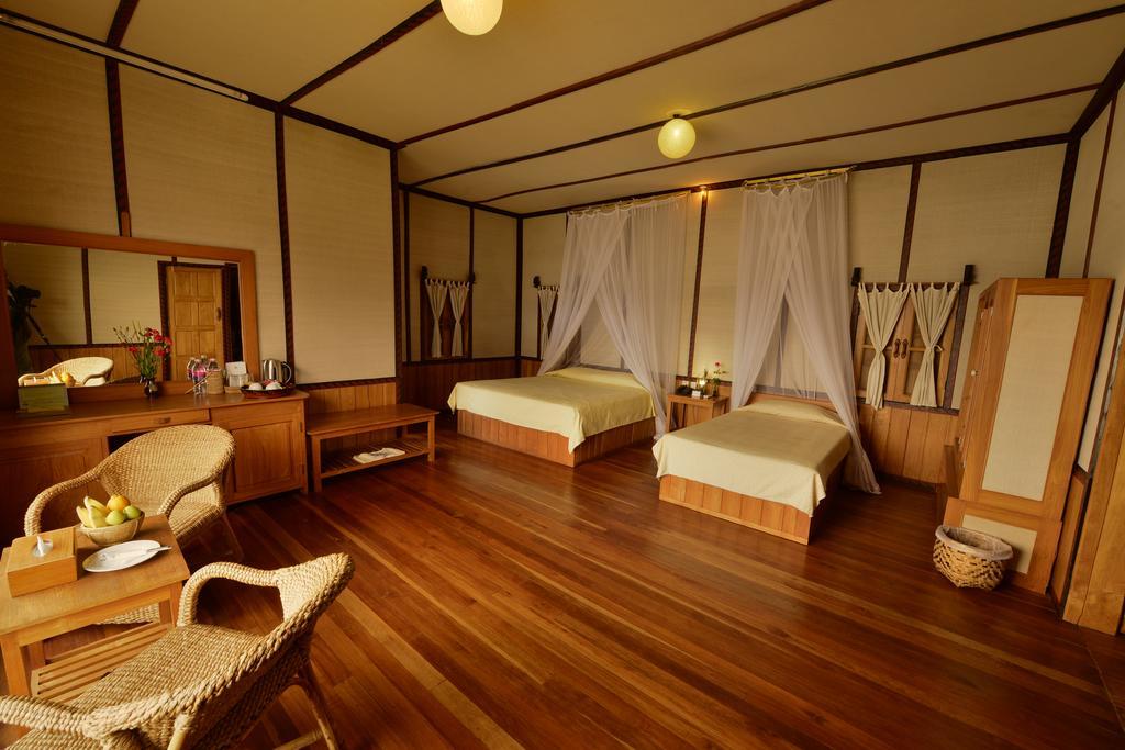 Resort Shwe Tha Floating 3*